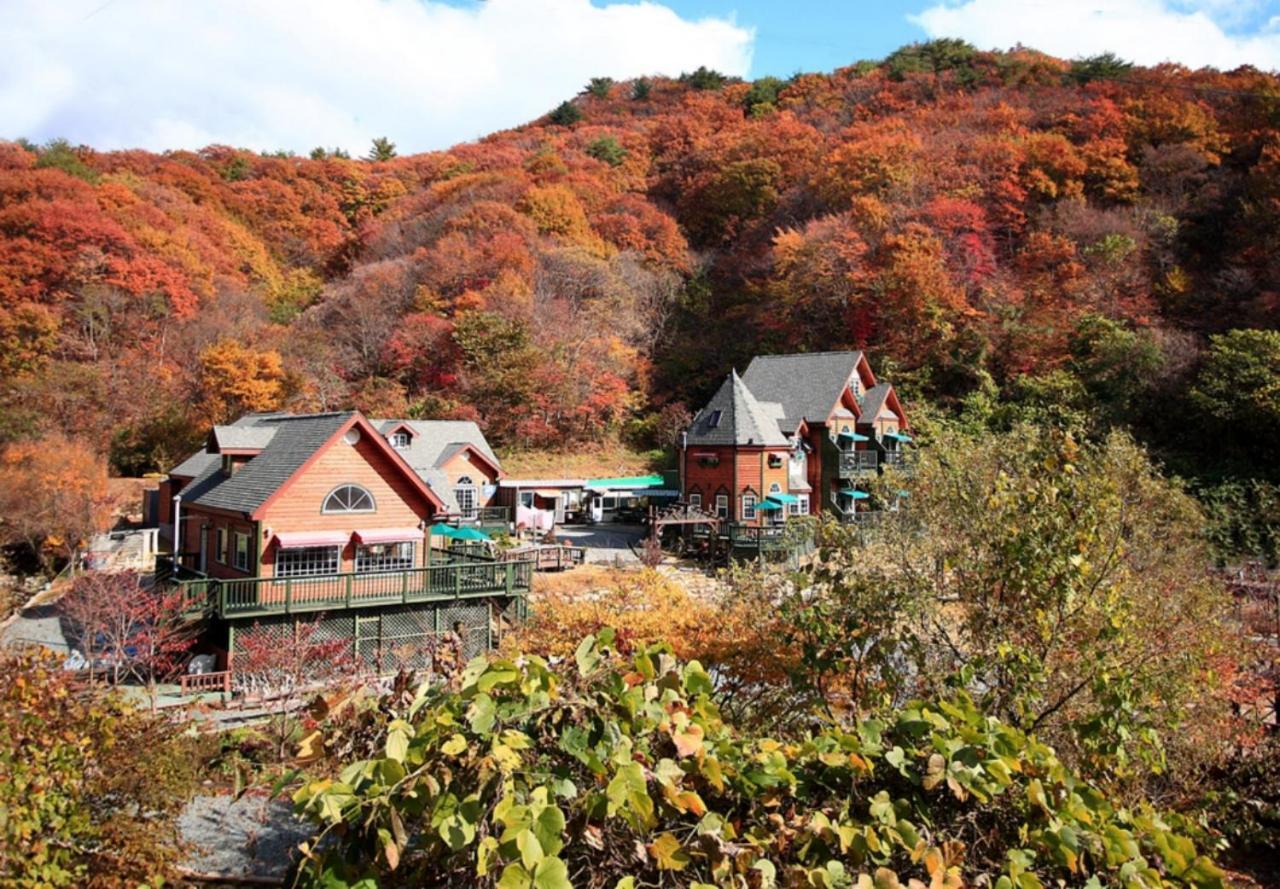 Gyeongju Jy Pension Exteriör bild